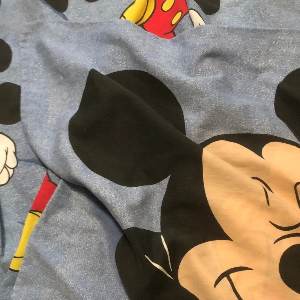 Disney Mickey Mouse Sleep Pattern Sheet - White, Yellow, Red, Blue